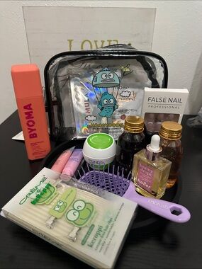 Sanrio Hangyodon Clear Cosmetic Pouch full of goodies!!